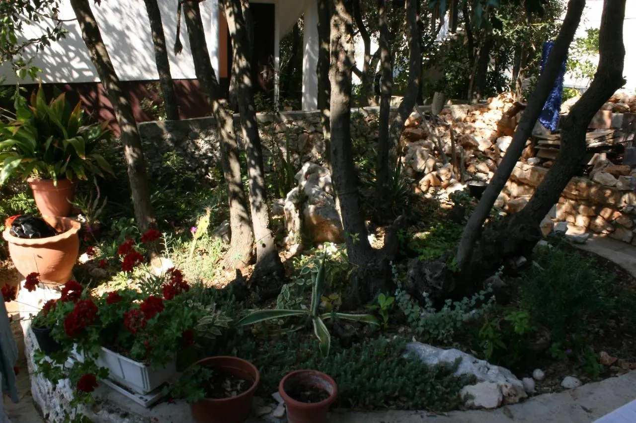 Apartments With A Parking Space Mandre, Pag - 6405 Kolan Kroatien