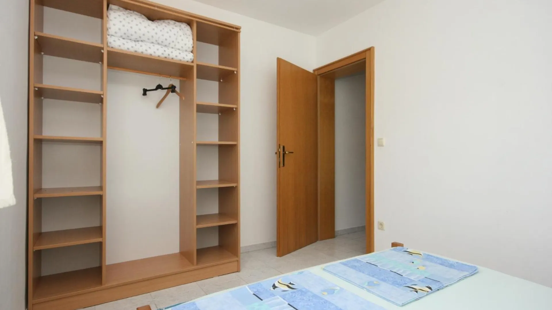 Apartments With A Parking Space Mandre, Pag - 6405 Kolan